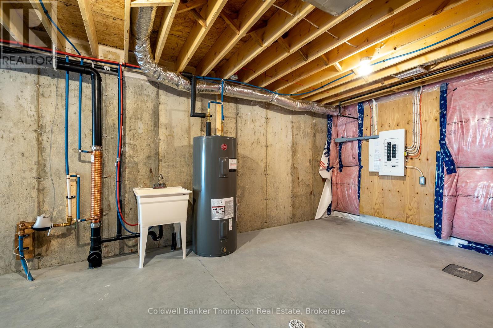 32 Charles Morley Boulevard, Huntsville, Ontario  P1H 0G5 - Photo 32 - X12407443