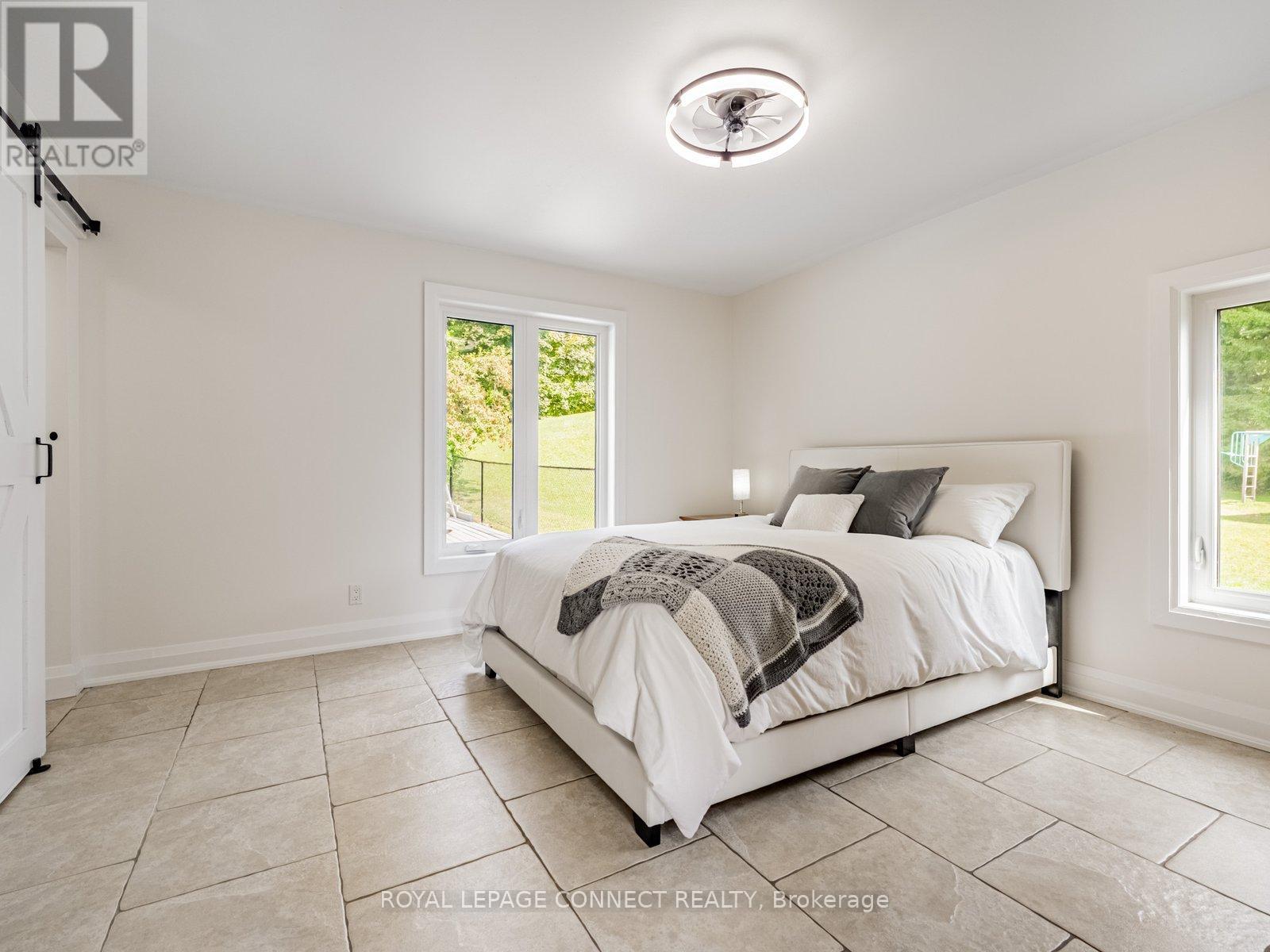 11215 Amos Drive, Milton, Ontario  L0P 1B0 - Photo 21 - W12407184