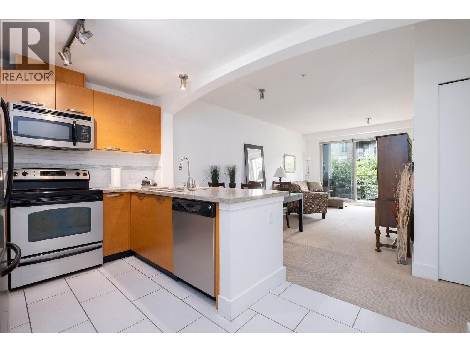 314 7478 Byrnepark Walk, Burnaby, British Columbia  V3N 0B5 - Photo 16 - R3048492