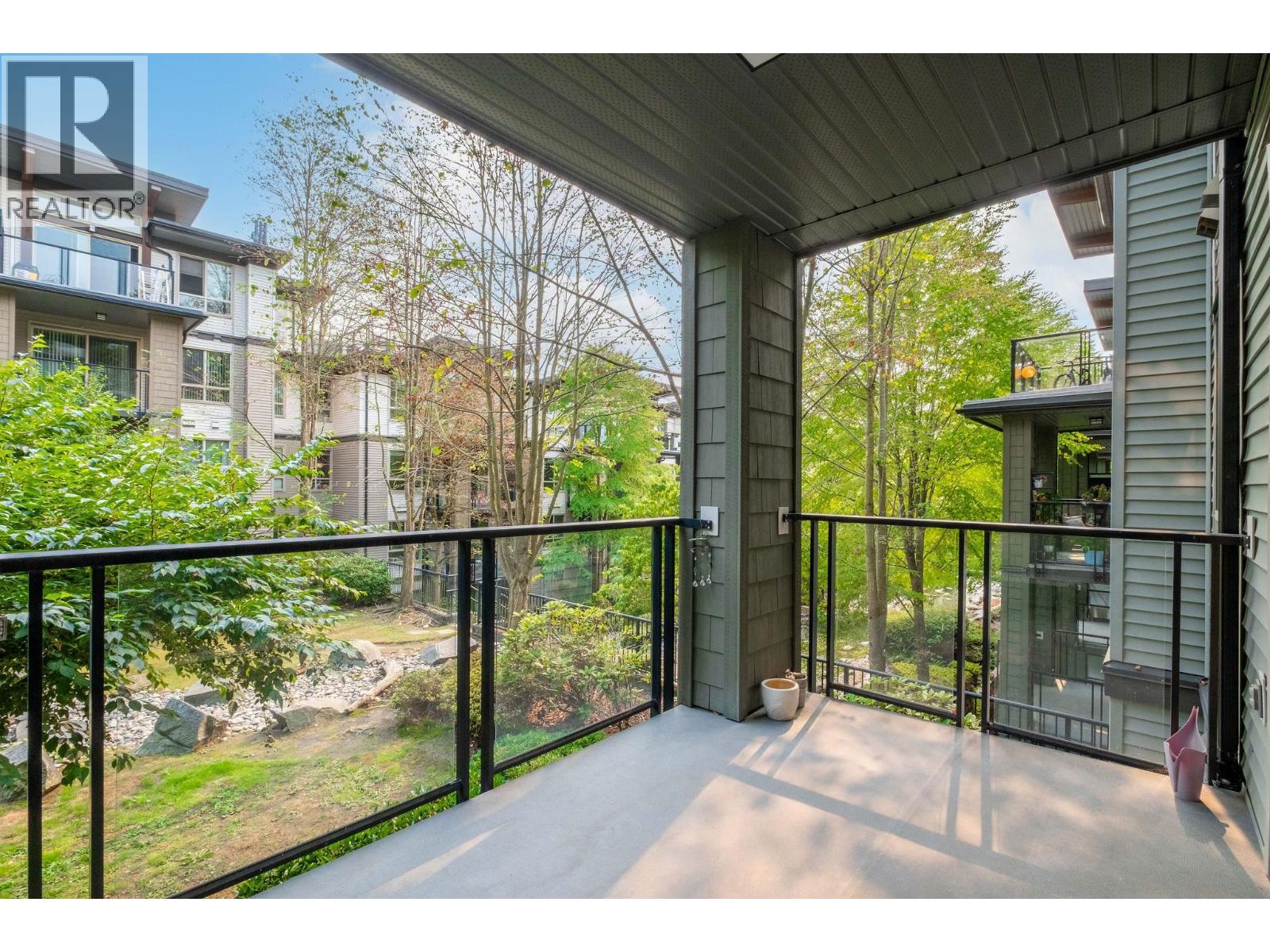 314 7478 Byrnepark Walk, Burnaby, British Columbia  V3N 0B5 - Photo 2 - R3048492