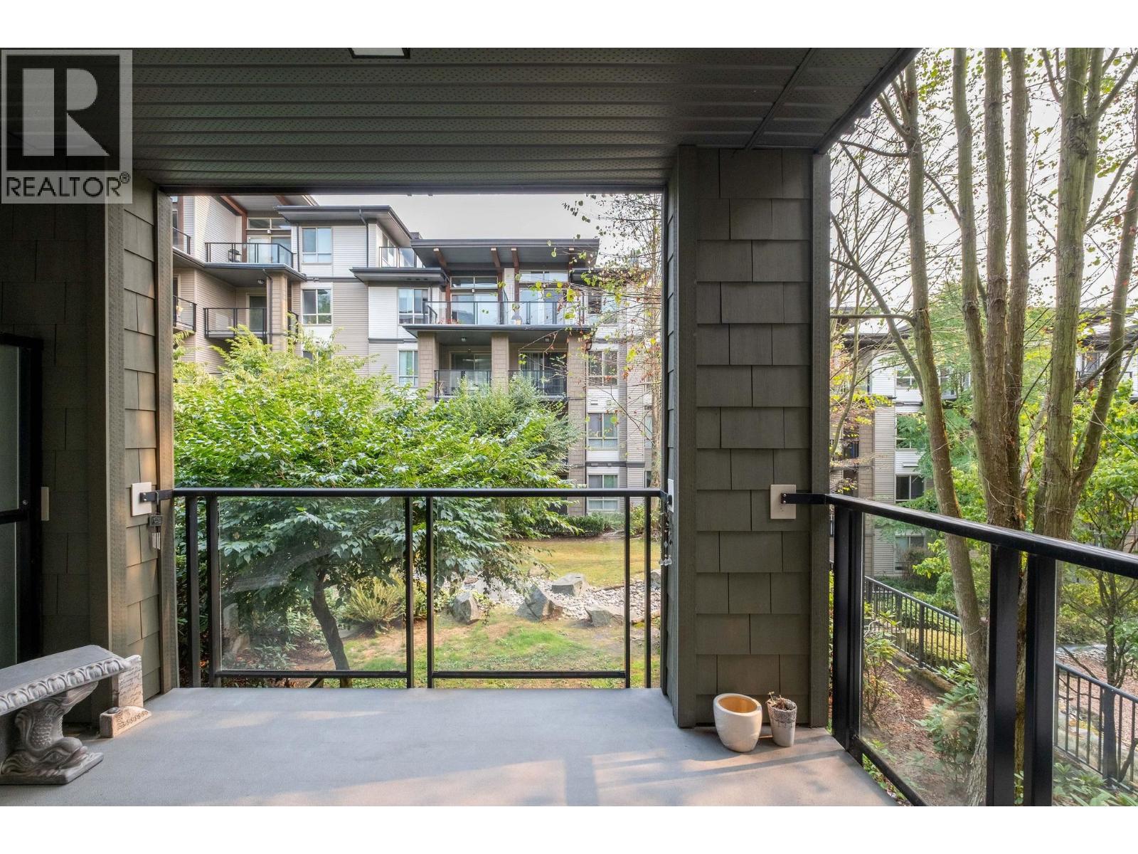 314 7478 Byrnepark Walk, Burnaby, British Columbia  V3N 0B5 - Photo 3 - R3048492