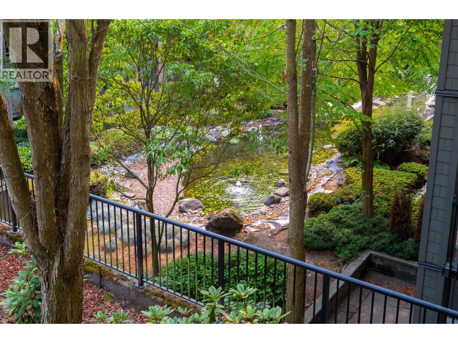 314 7478 Byrnepark Walk, Burnaby, British Columbia  V3N 0B5 - Photo 5 - R3048492