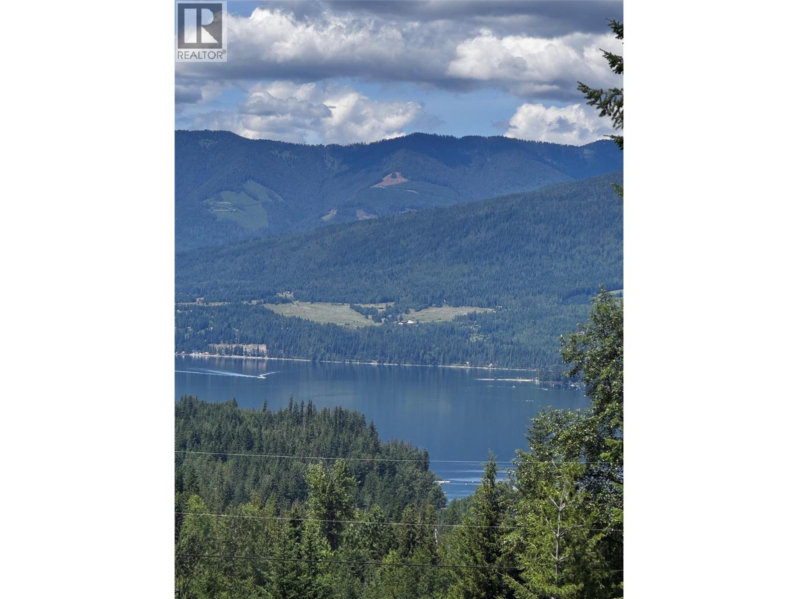 5036 Heritage Drive, Eagle Bay, British Columbia  V0E 1T0 - Photo 2 - 10334434