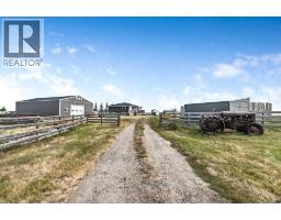 233055 Range Road 250, Rural Wheatland County, Ca