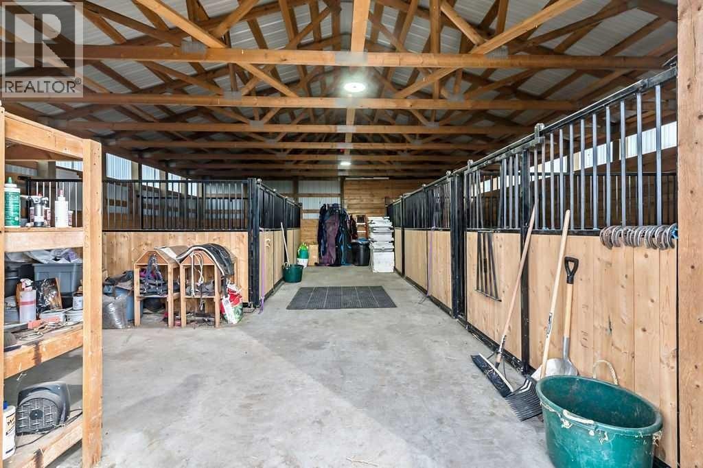233055 Range Road 250, Rural Wheatland County, Alberta  T1P 1J6 - Photo 31 - A2256052