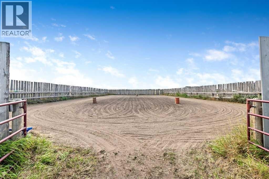 233055 Range Road 250, Rural Wheatland County, Alberta  T1P 1J6 - Photo 34 - A2256052