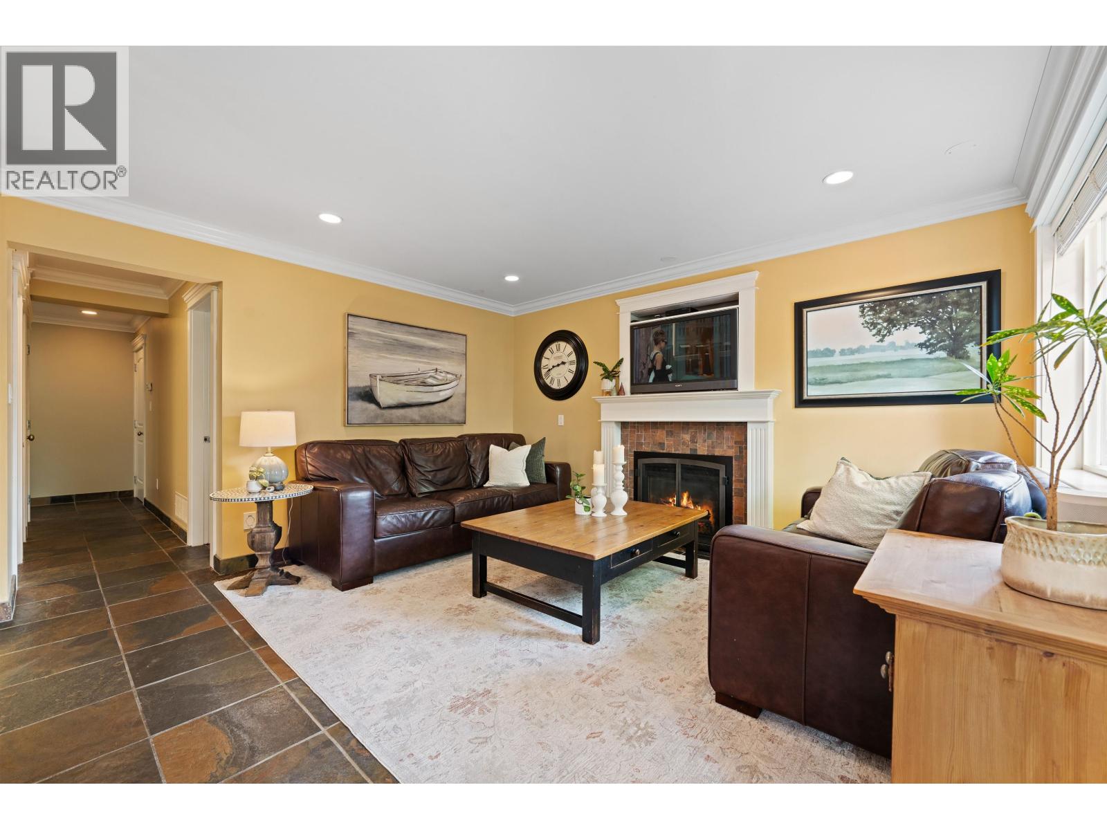 749 E 10th Street, North Vancouver, British Columbia  V7L 2G2 - Photo 13 - R3048552