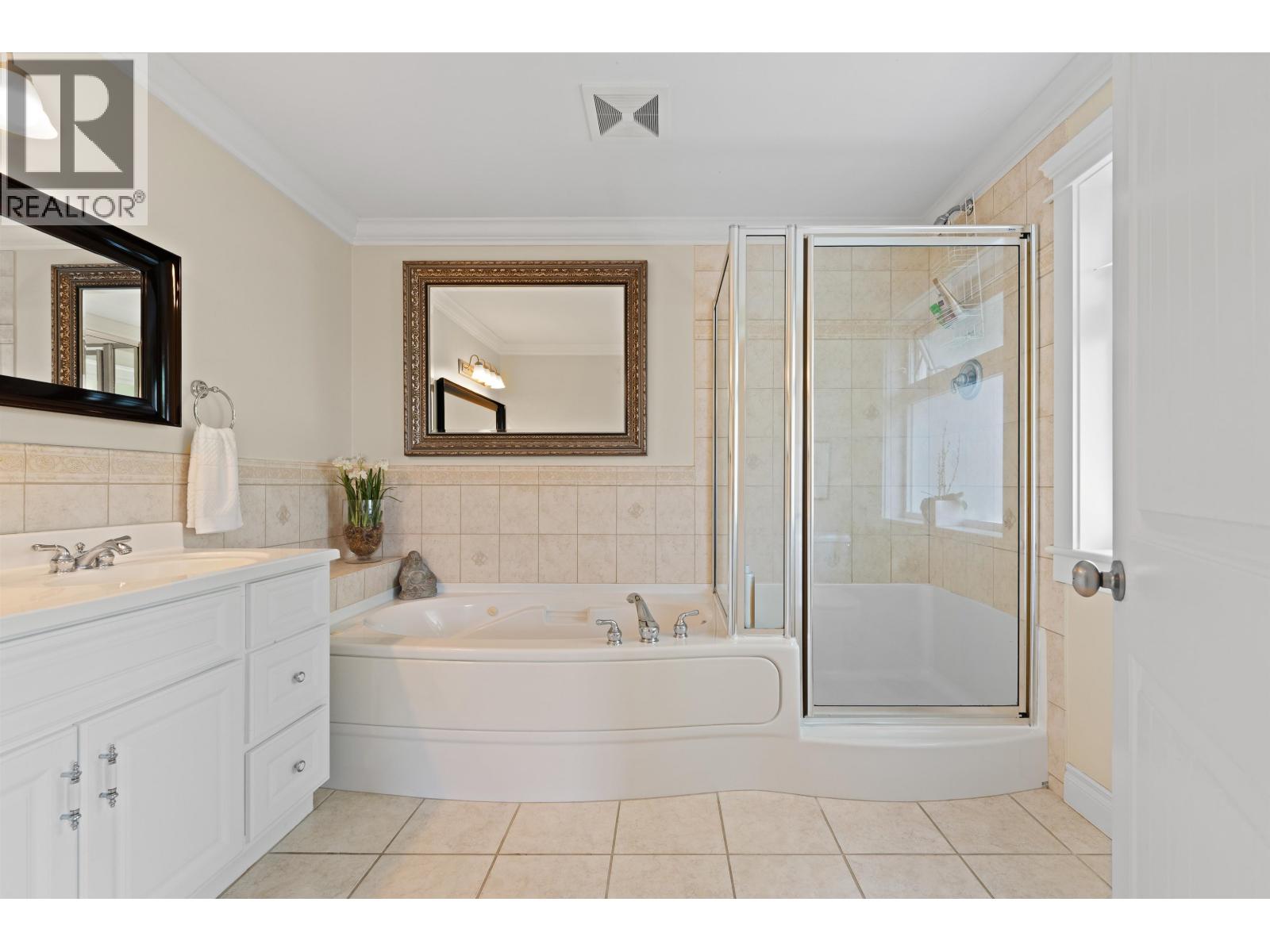 749 E 10th Street, North Vancouver, British Columbia  V7L 2G2 - Photo 15 - R3048552