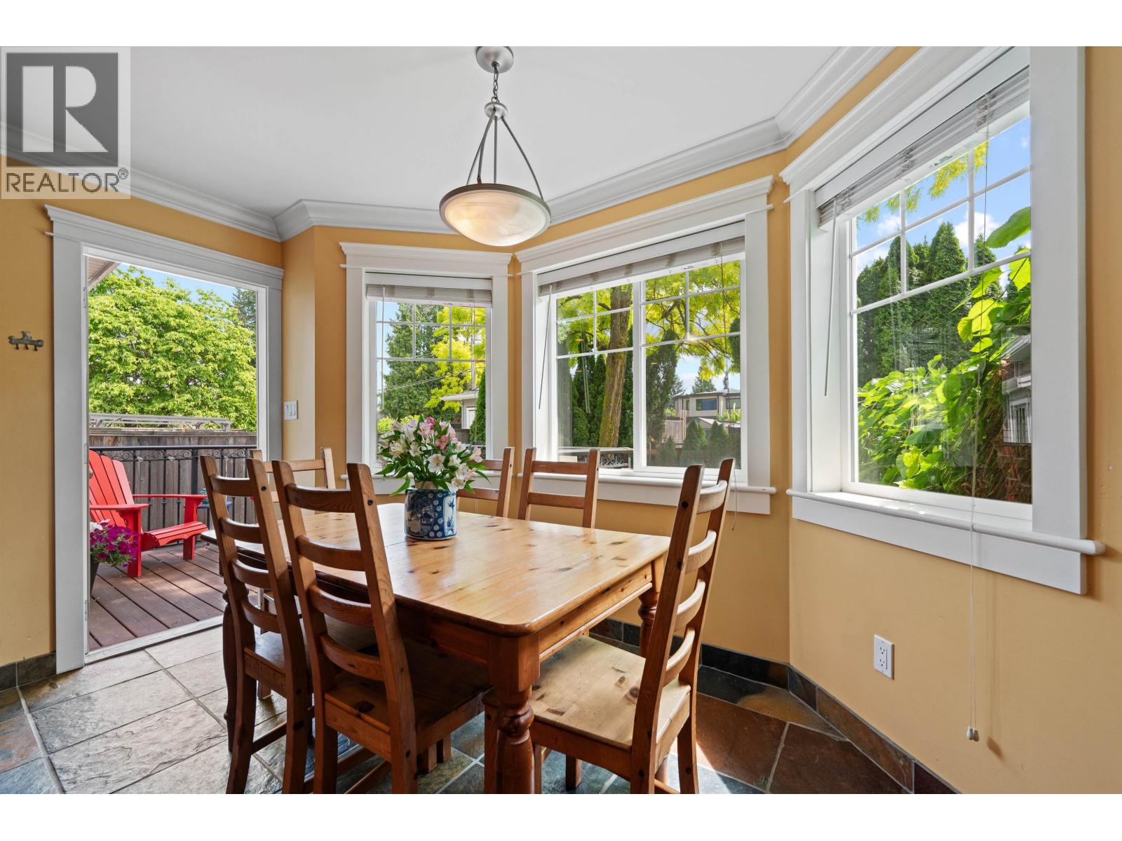 749 E 10th Street, North Vancouver, British Columbia  V7L 2G2 - Photo 6 - R3048552