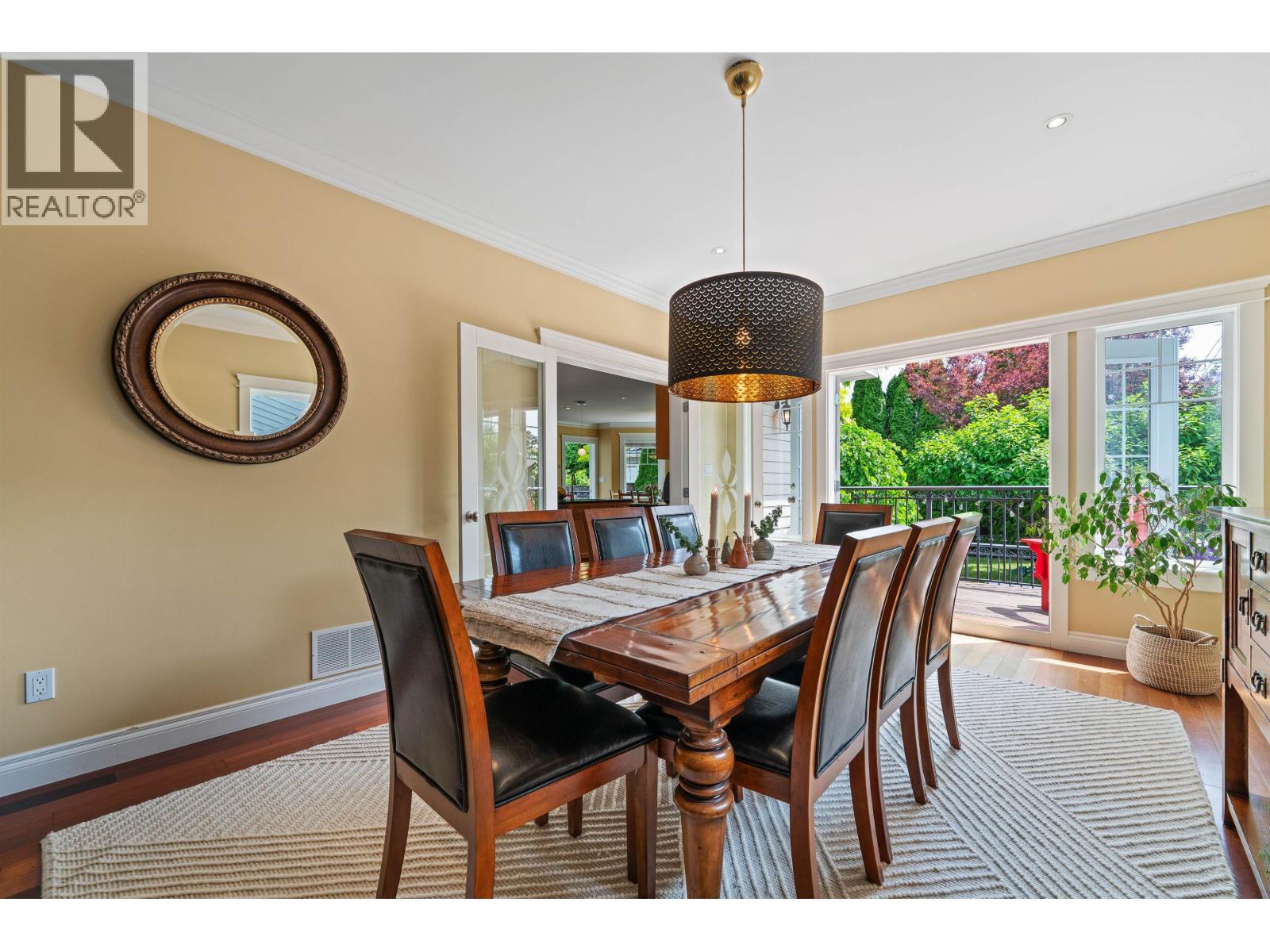 749 E 10th Street, North Vancouver, British Columbia  V7L 2G2 - Photo 9 - R3048552