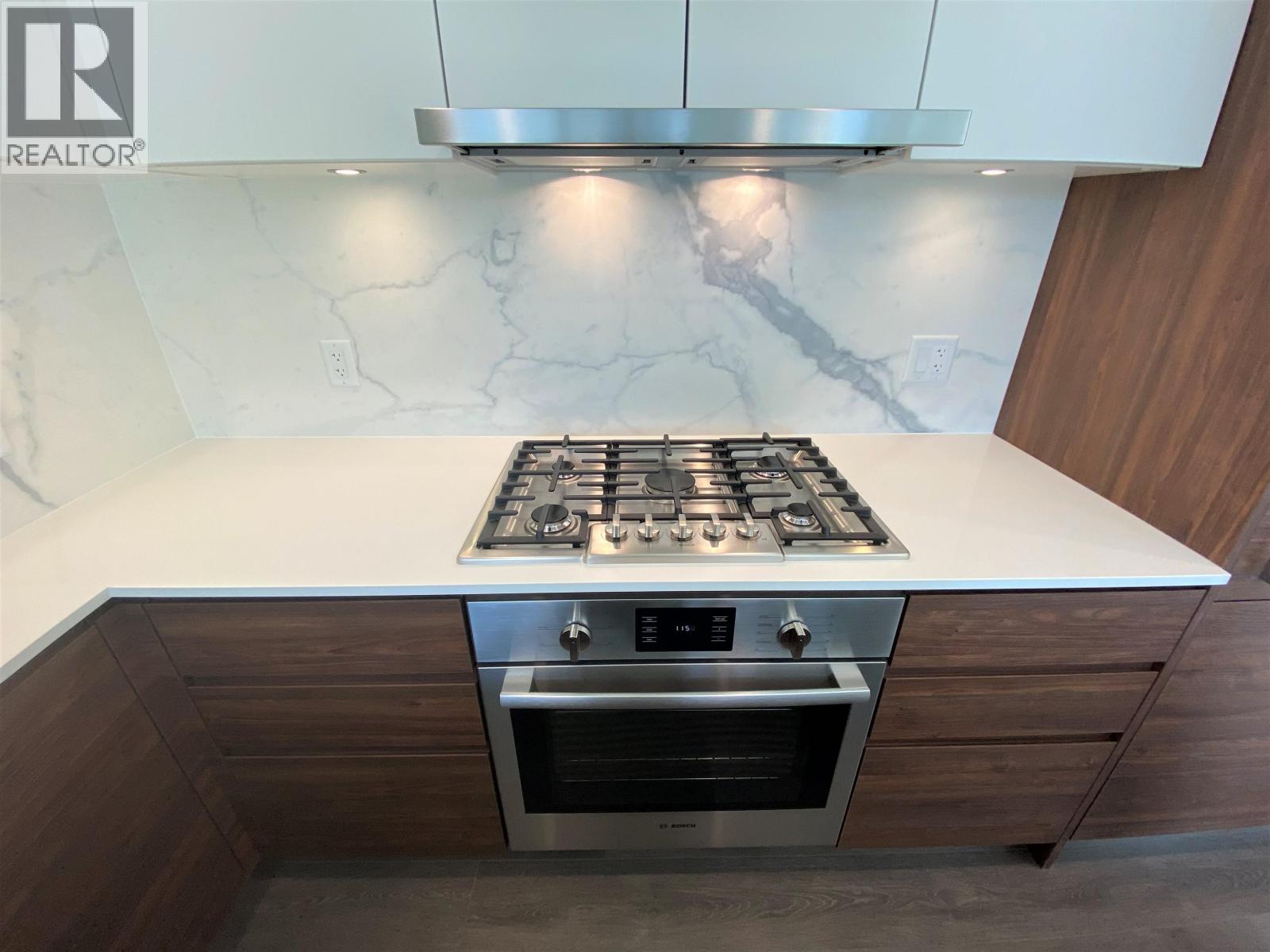 904 595 Austin Avenue, Coquitlam, British Columbia  V3K 3N2 - Photo 5 - R3048525