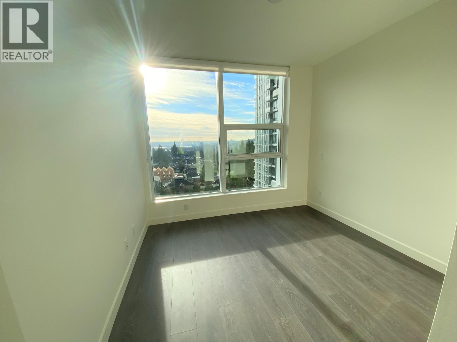 904 595 Austin Avenue, Coquitlam, British Columbia  V3K 3N2 - Photo 8 - R3048525