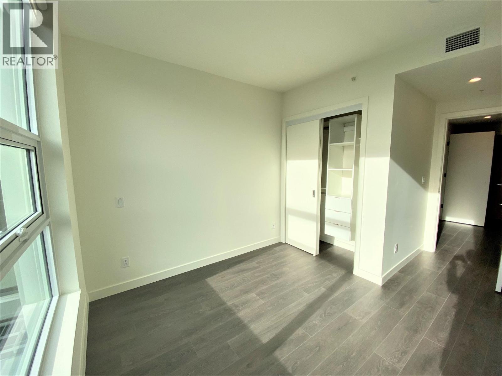 904 595 Austin Avenue, Coquitlam, British Columbia  V3K 3N2 - Photo 9 - R3048525