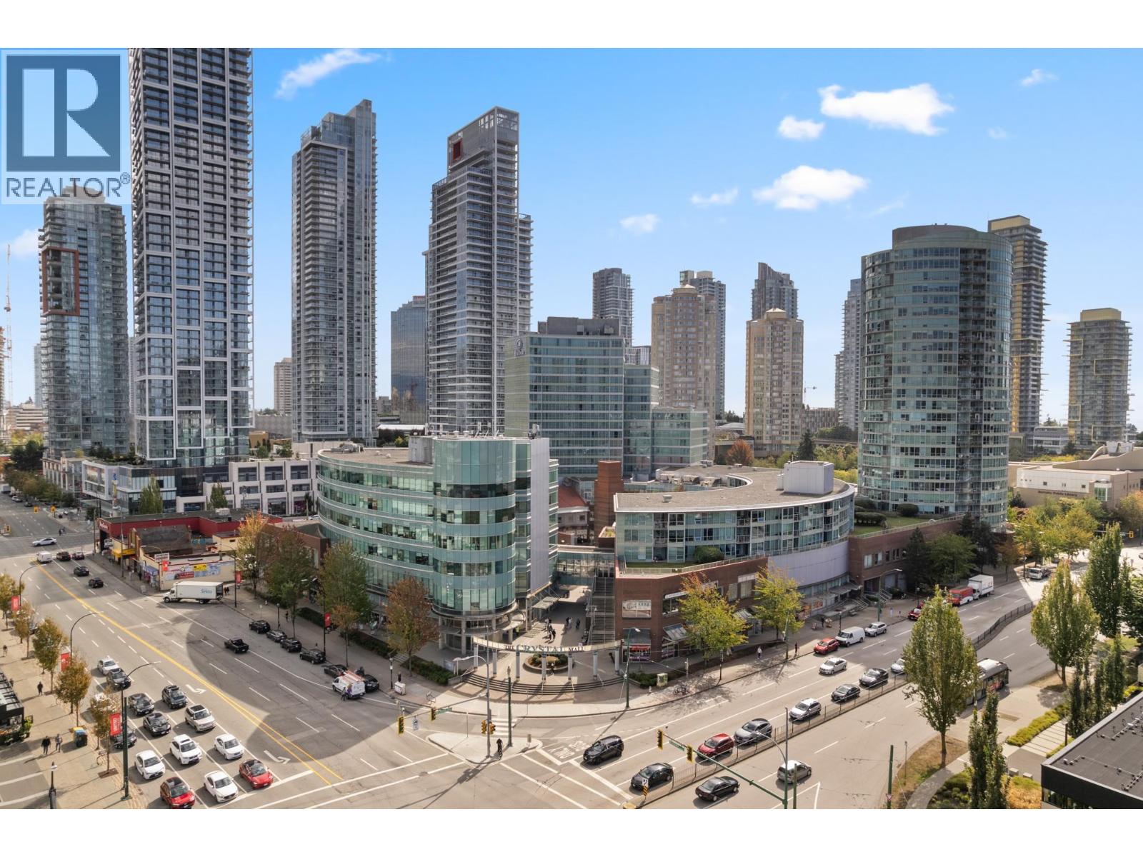 712 6028 WILLINGDON AVENUE, Burnaby, British Columbia