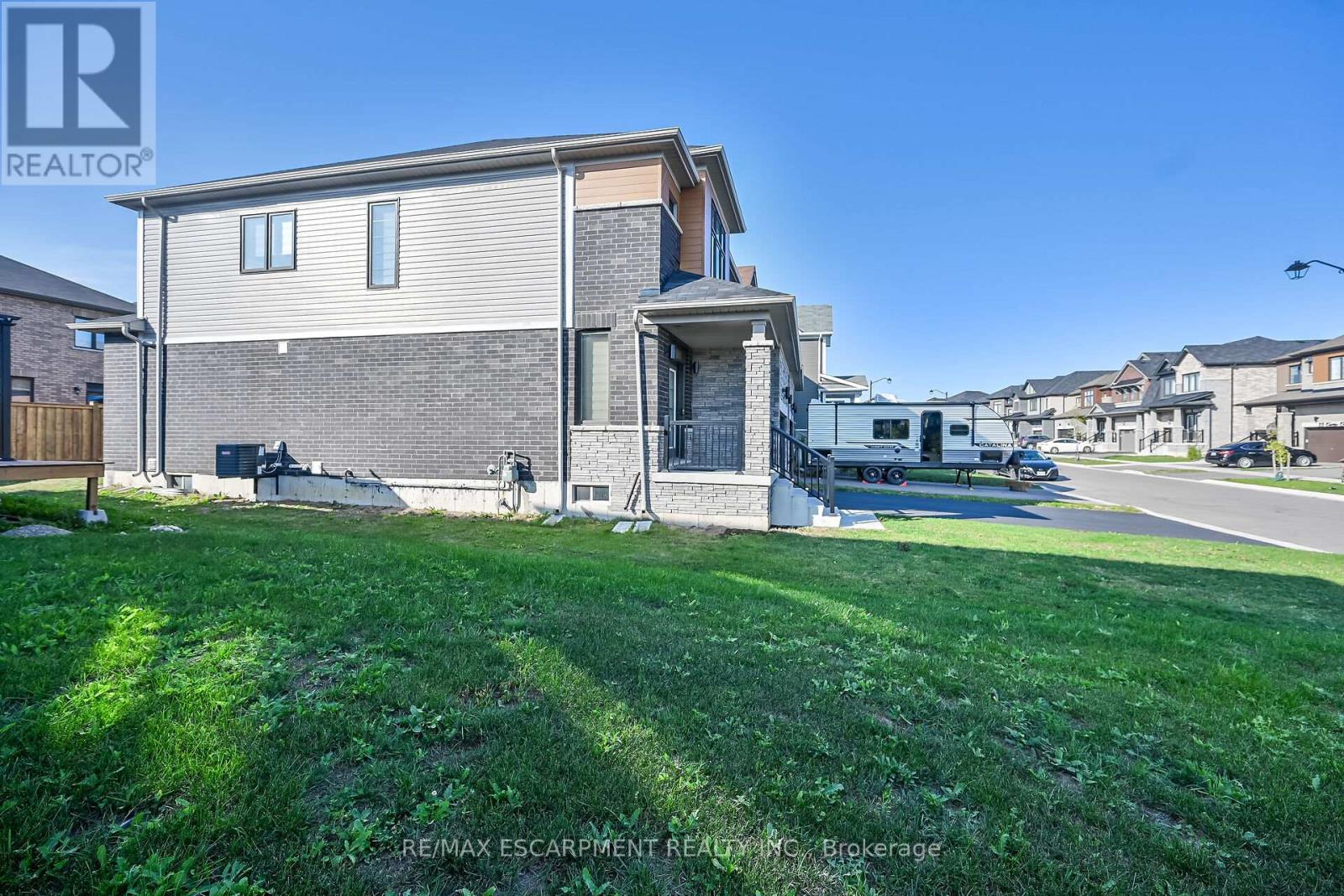 164 Maclachlan Avenue, Haldimand, Ontario  N3W 0C9 - Photo 38 - X12407319