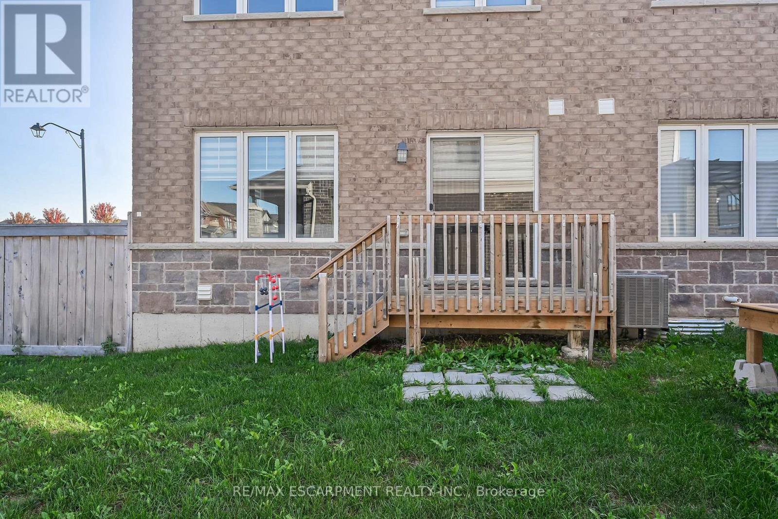 164 Maclachlan Avenue, Haldimand, Ontario  N3W 0C9 - Photo 43 - X12407319