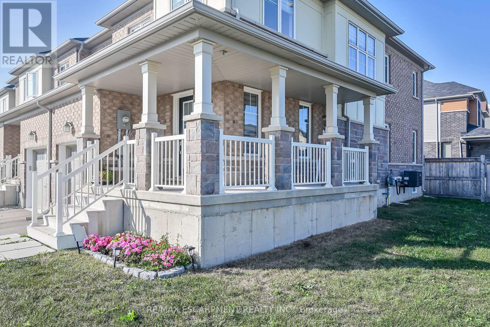 164 Maclachlan Avenue, Haldimand, Ontario  N3W 0C9 - Photo 5 - X12407319