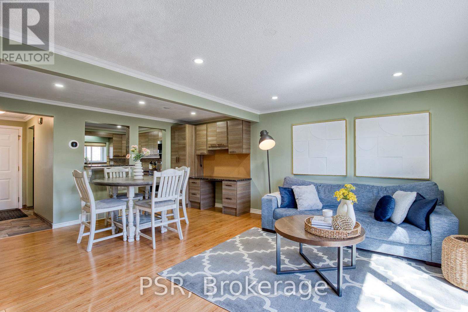 20 - 11 Grand River Boulevard, Kitchener, Ontario  N2A 2T2 - Photo 2 - X12407356