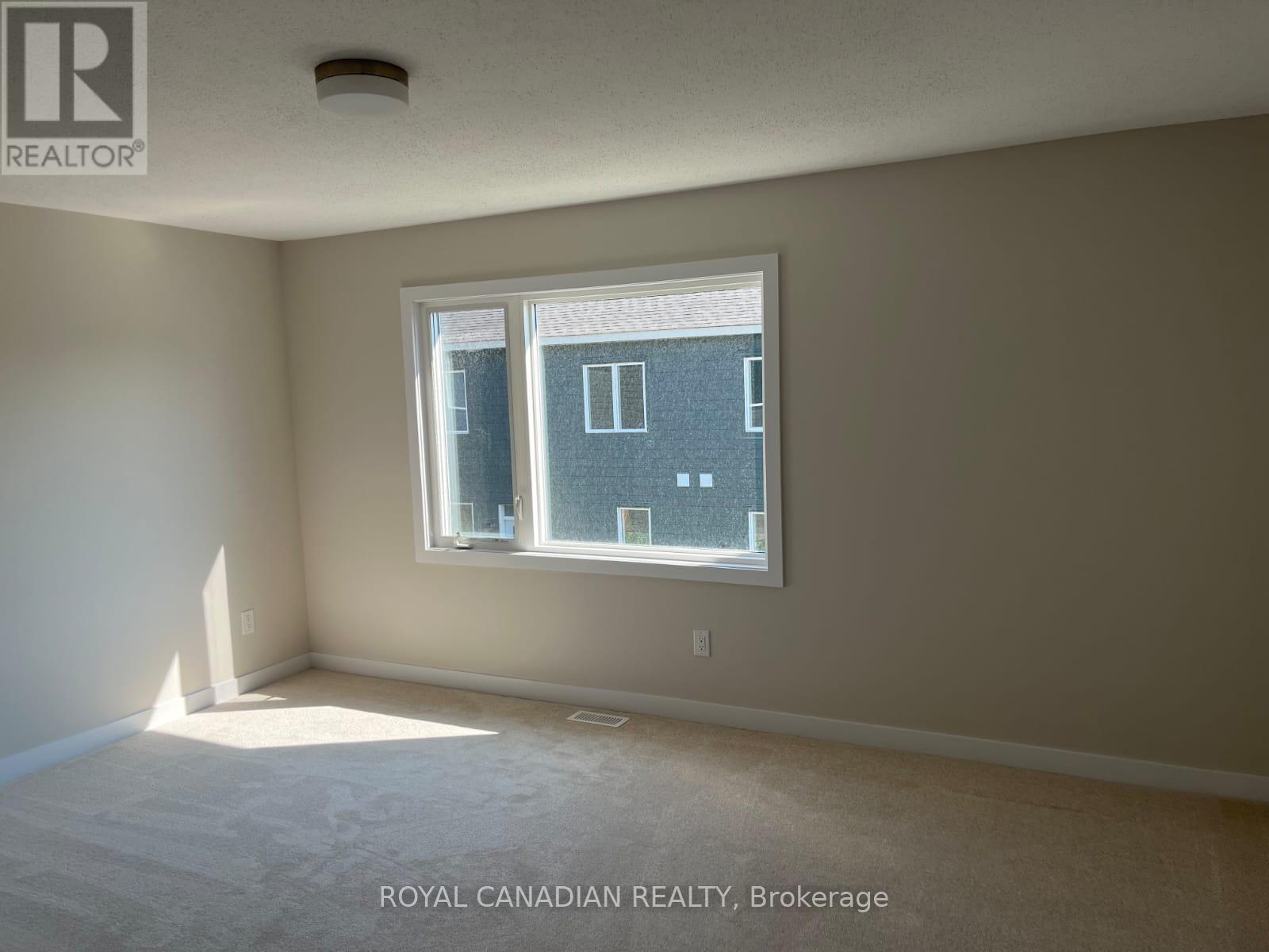 570 Oldenburg Avenue, Ottawa, Ontario  K0A 2Z0 - Photo 8 - X12407375