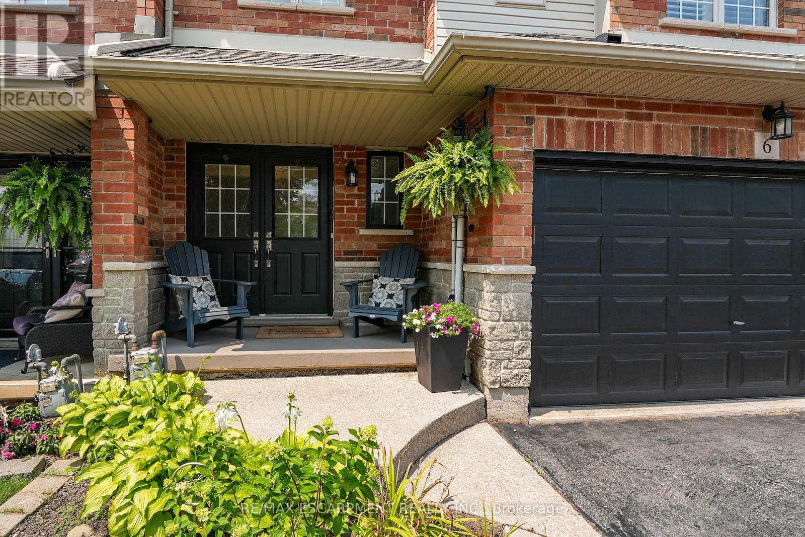 6 Southbrook Drive, Hamilton, Ontario  L0R 1C0 - Photo 3 - X12407405
