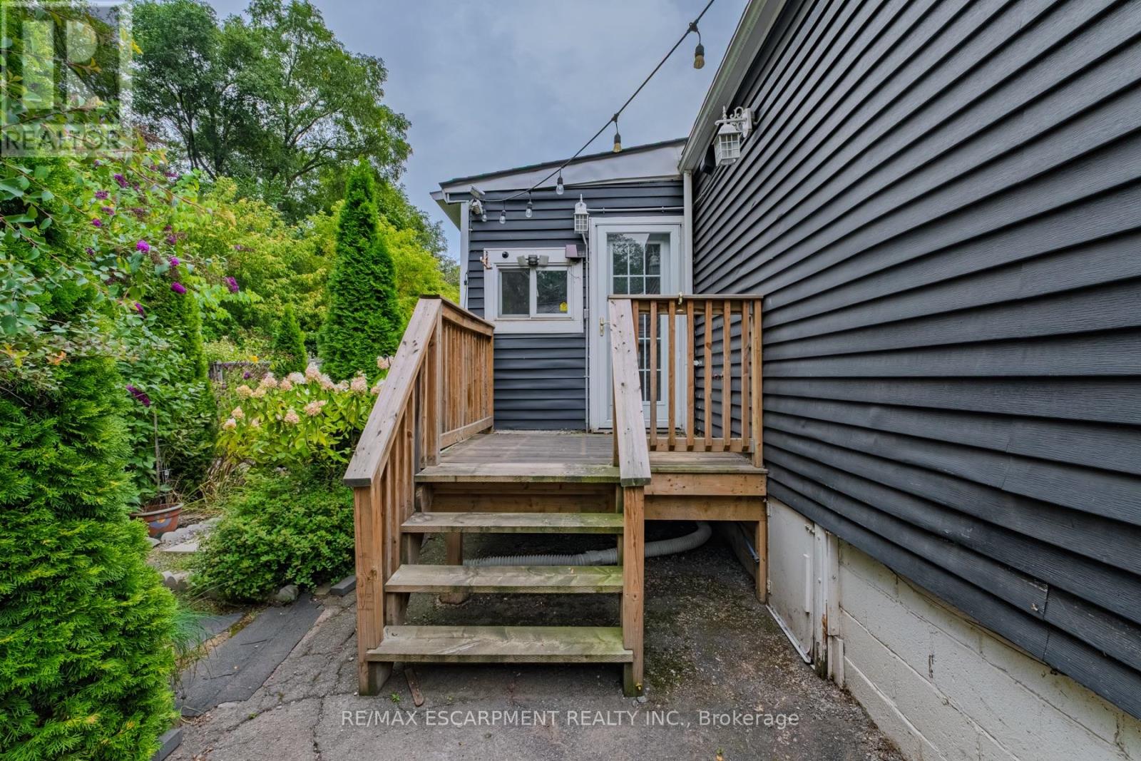 5 Dalhousie Avenue, Hamilton, Ontario  L8L 3J4 - Photo 6 - X12407421
