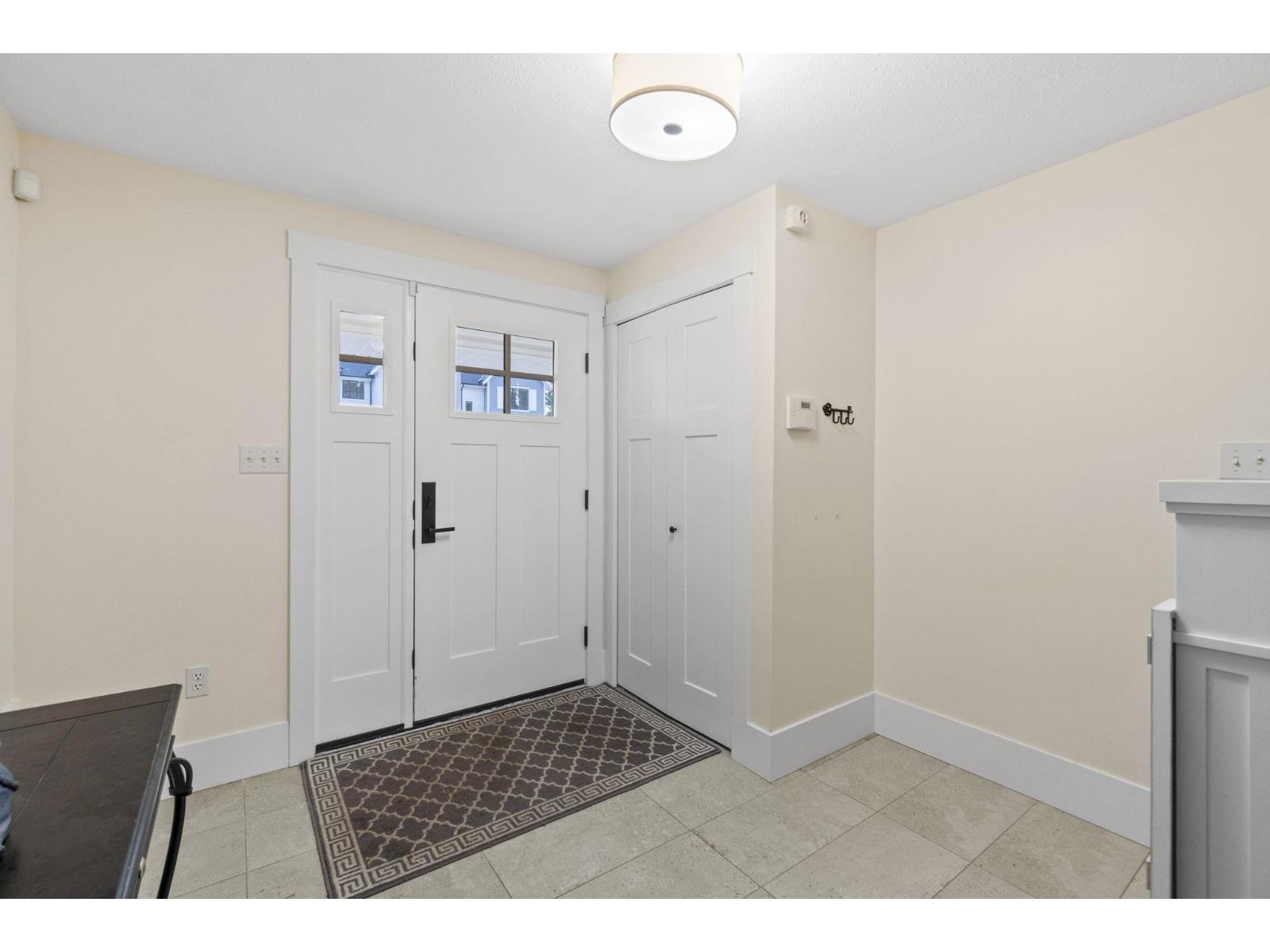 3038 Mcmillan Road, Abbotsford, British Columbia  V2S 6A8 - Photo 3 - R3044414
