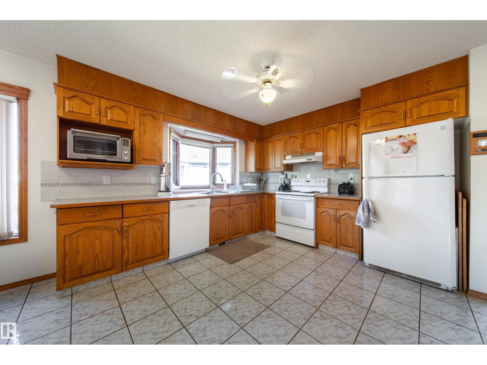 4228 46 St Nw Nw, Edmonton, Alberta  T6L 6L9 - Photo 16 - E4456655