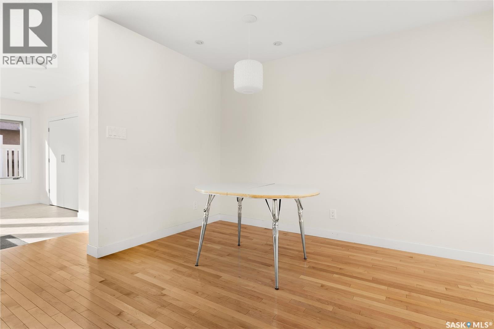 27 2338 Assiniboine Avenue, Regina, Saskatchewan  S4V 2G2 - Photo 14 - SK018450