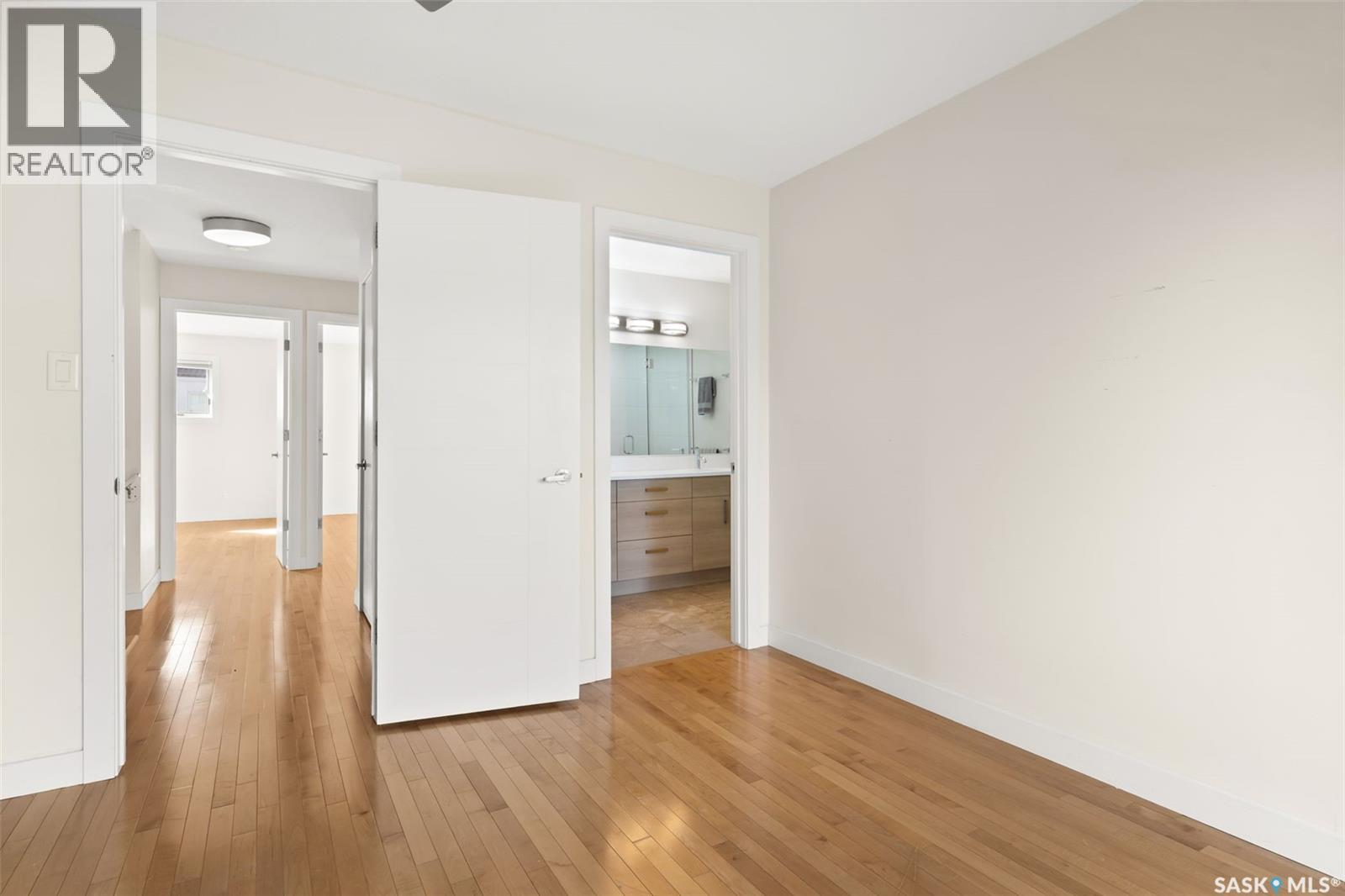 27 2338 Assiniboine Avenue, Regina, Saskatchewan  S4V 2G2 - Photo 23 - SK018450