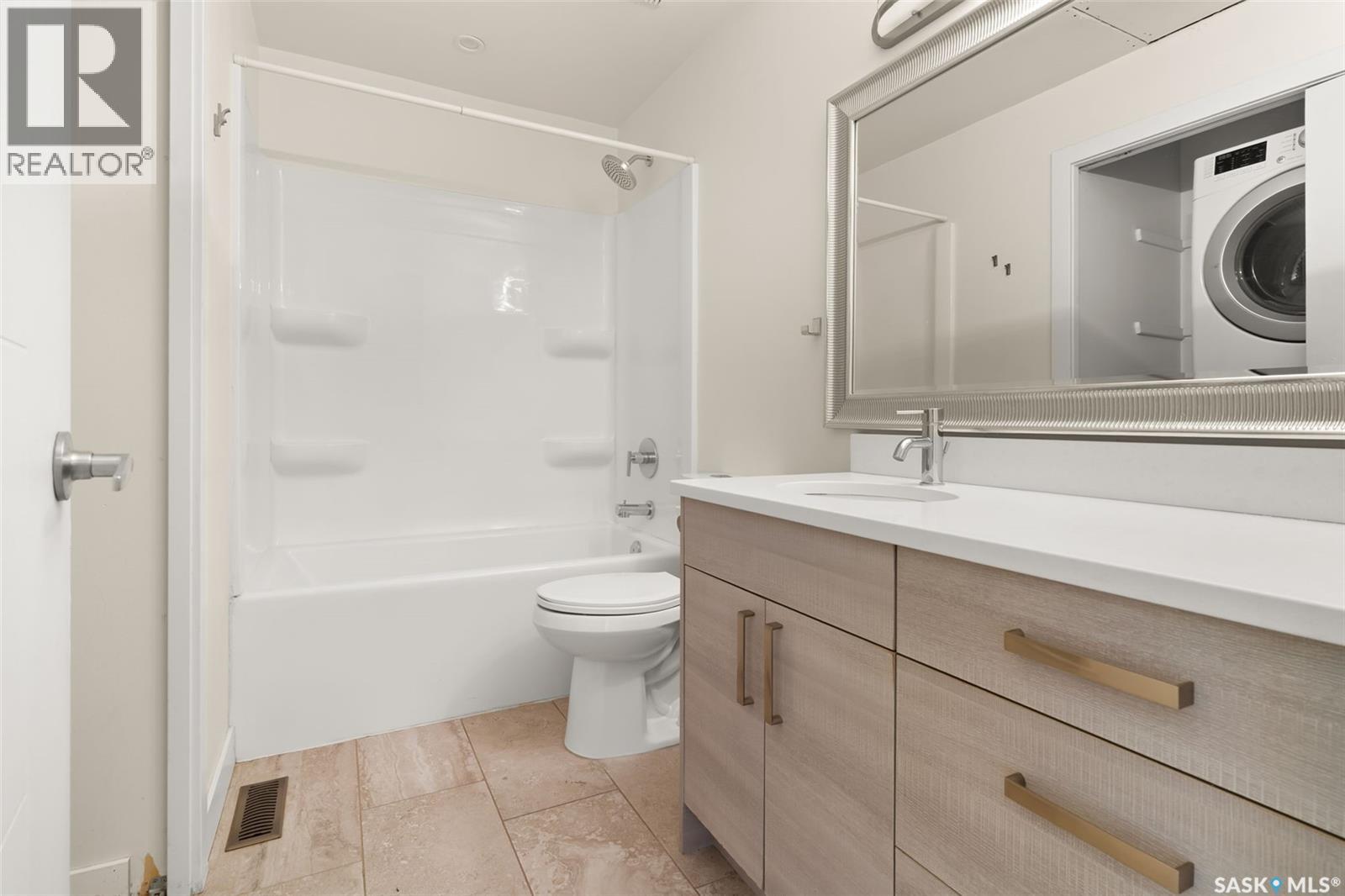27 2338 Assiniboine Avenue, Regina, Saskatchewan  S4V 2G2 - Photo 32 - SK018450