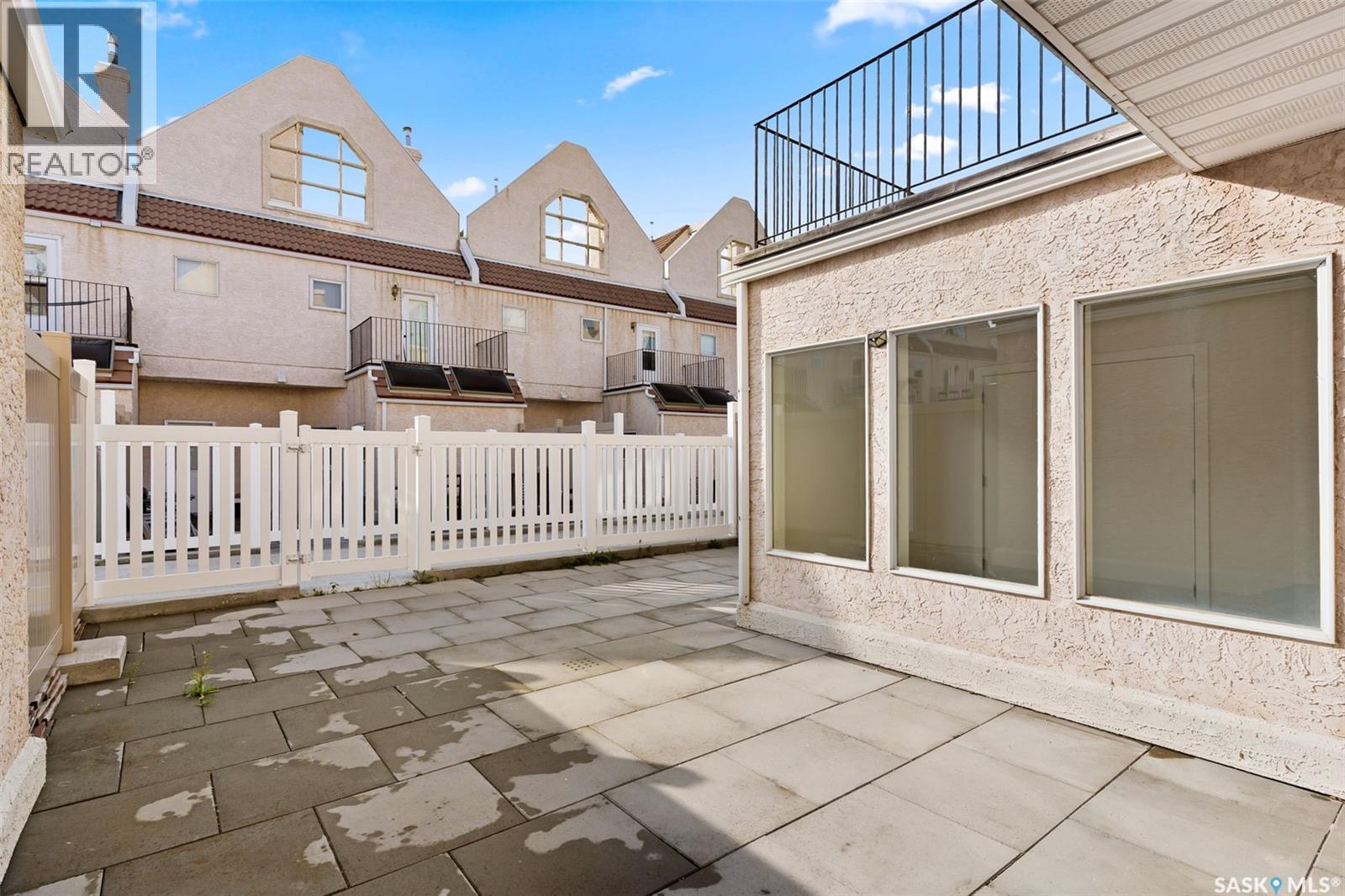 27 2338 Assiniboine Avenue, Regina, Saskatchewan  S4V 2G2 - Photo 44 - SK018450