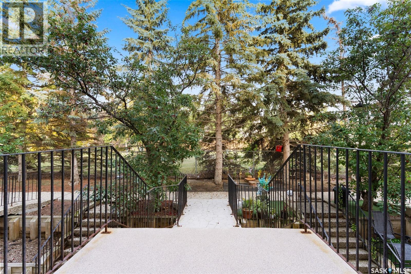 27 2338 Assiniboine Avenue, Regina, Saskatchewan  S4V 2G2 - Photo 49 - SK018450