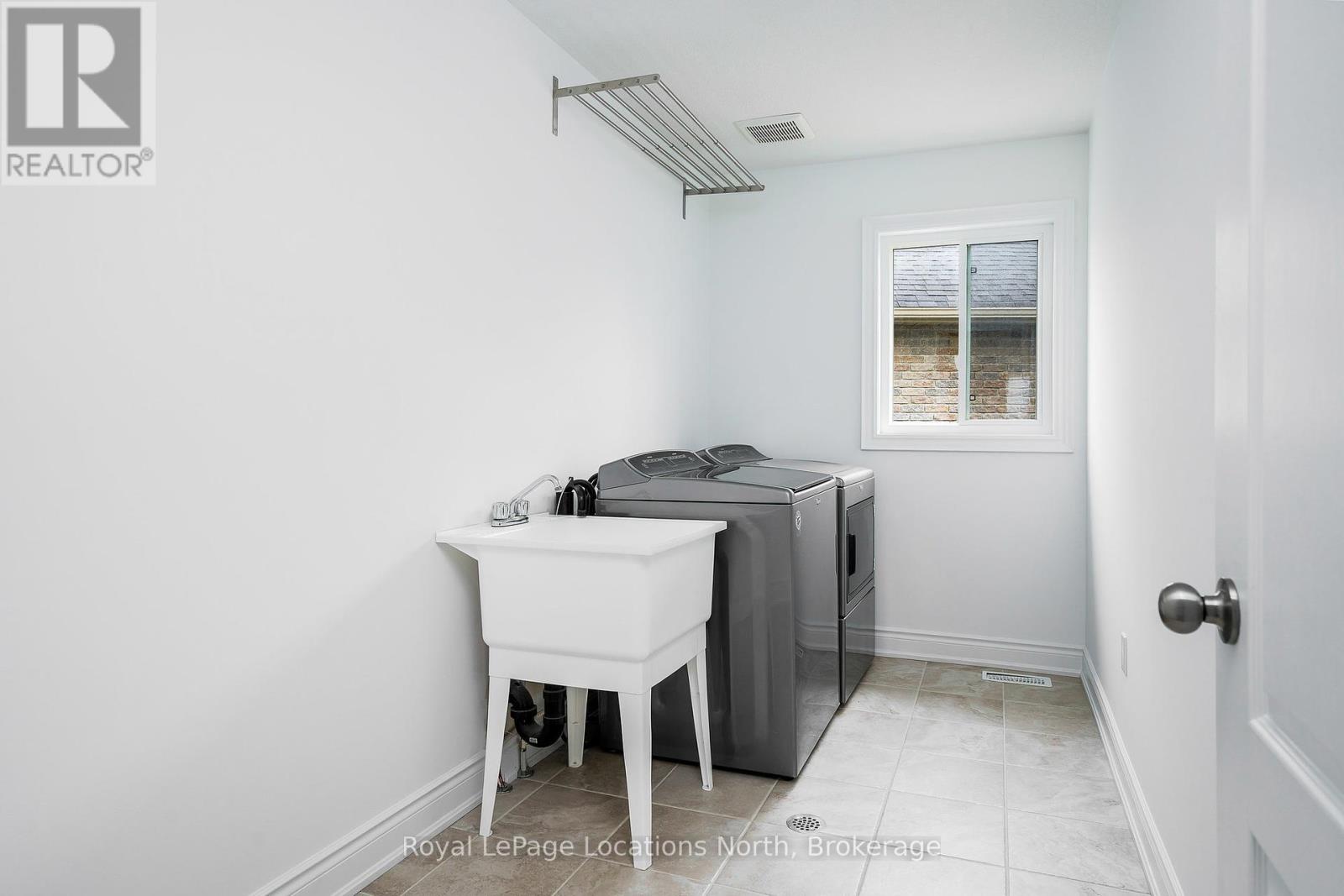 81 Lockerbie Crescent, Collingwood, Ontario  L9Y 0Y8 - Photo 24 - S12407484