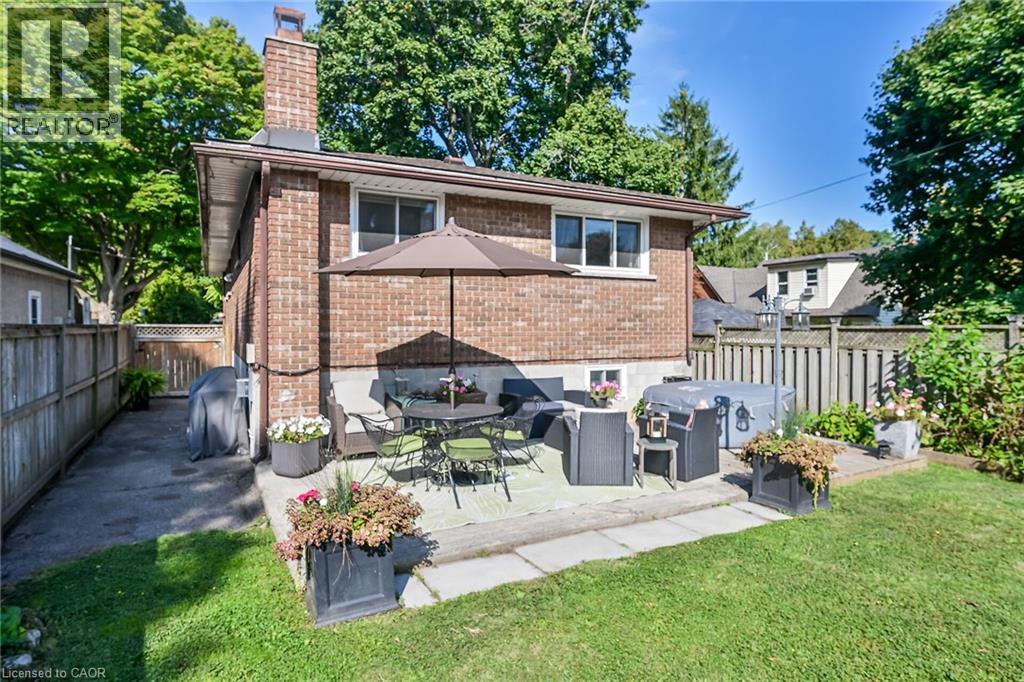 242 Macnab Street, Dundas, Ontario  L9H 2K3 - Photo 34 - 40770498