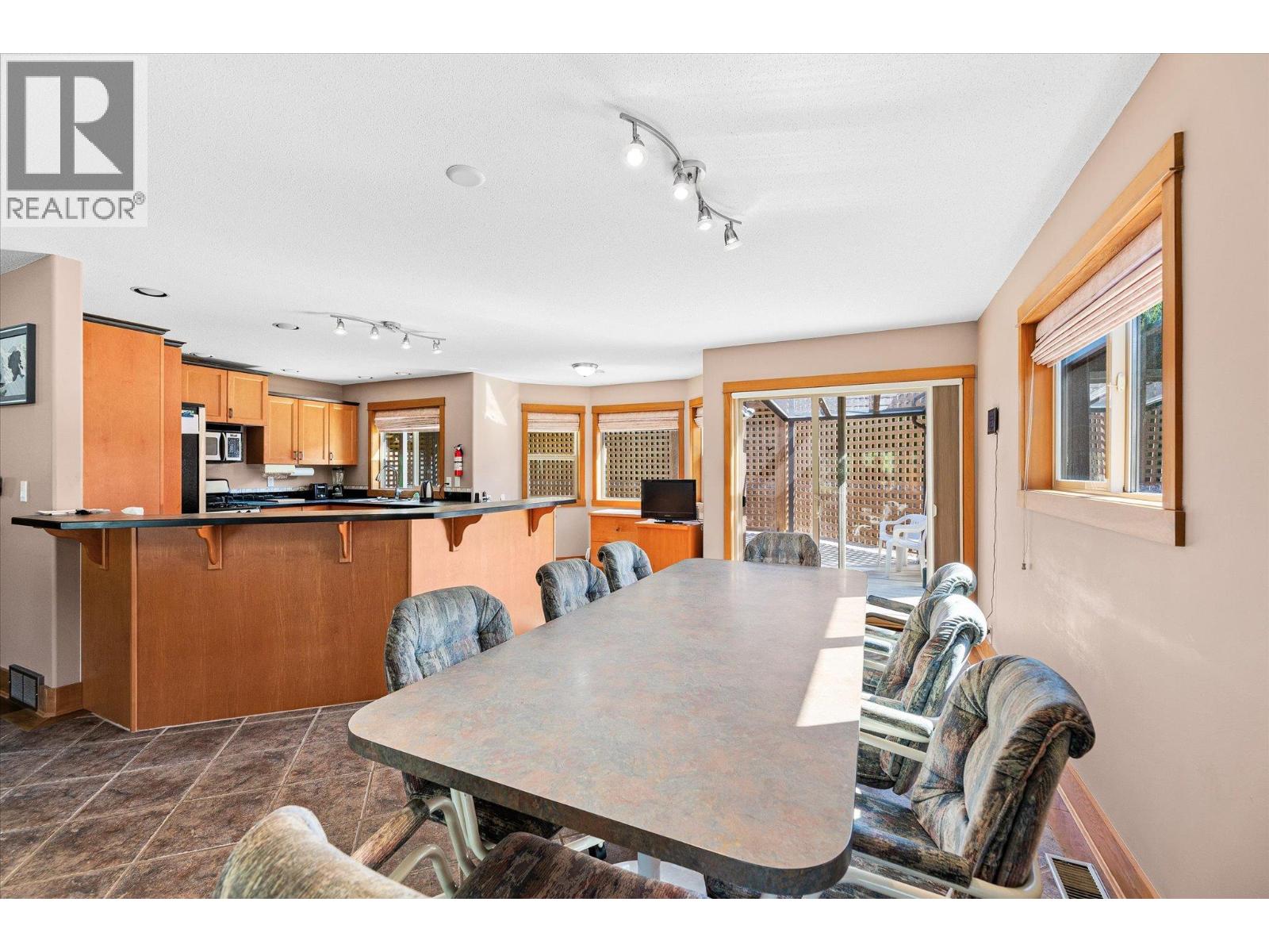 15651 Trask Road, Lake Country, British Columbia  V4V 2H9 - Photo 10 - 10362946