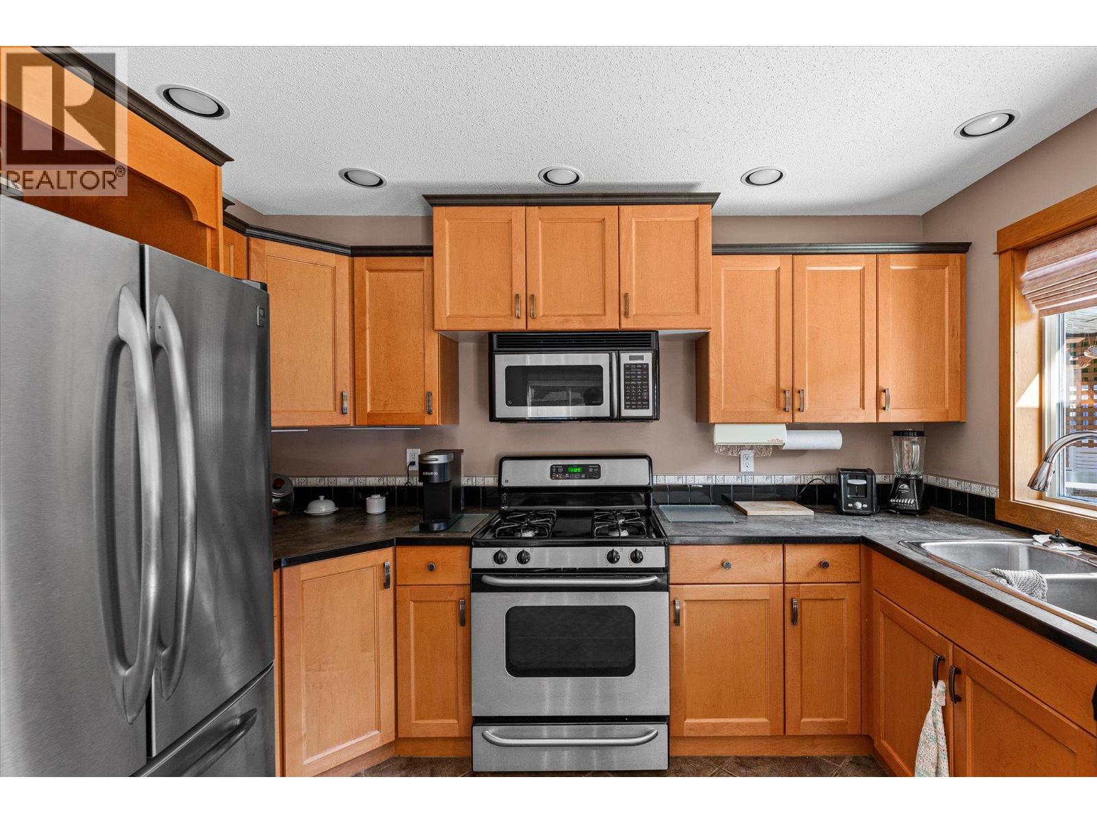 15651 Trask Road, Lake Country, British Columbia  V4V 2H9 - Photo 15 - 10362946