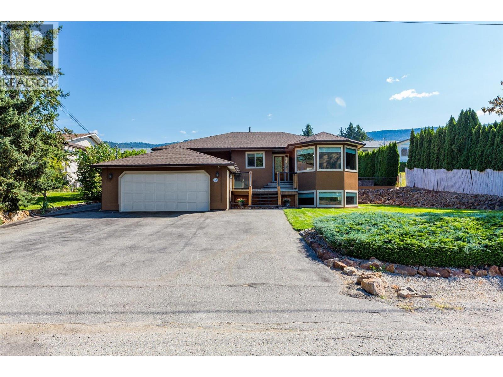 15651 Trask Road, Lake Country, British Columbia  V4V 2H9 - Photo 2 - 10362946