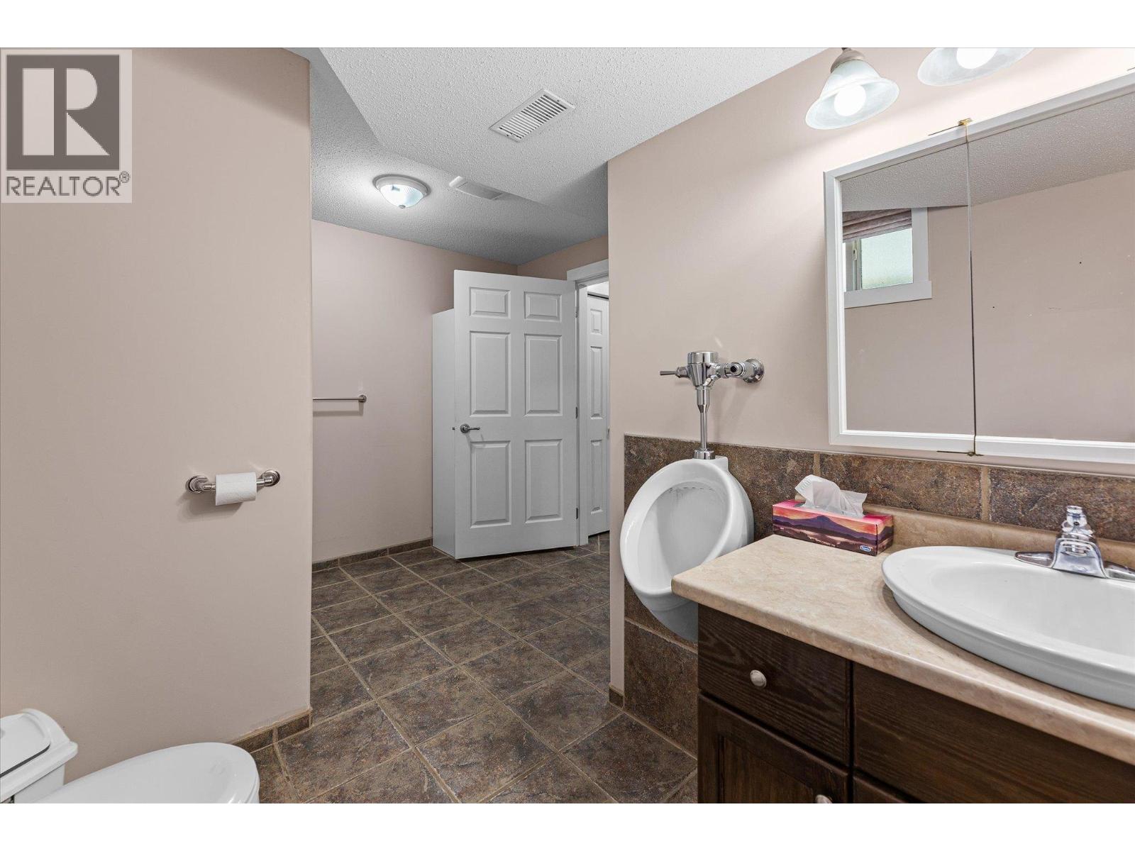 15651 Trask Road, Lake Country, British Columbia  V4V 2H9 - Photo 36 - 10362946