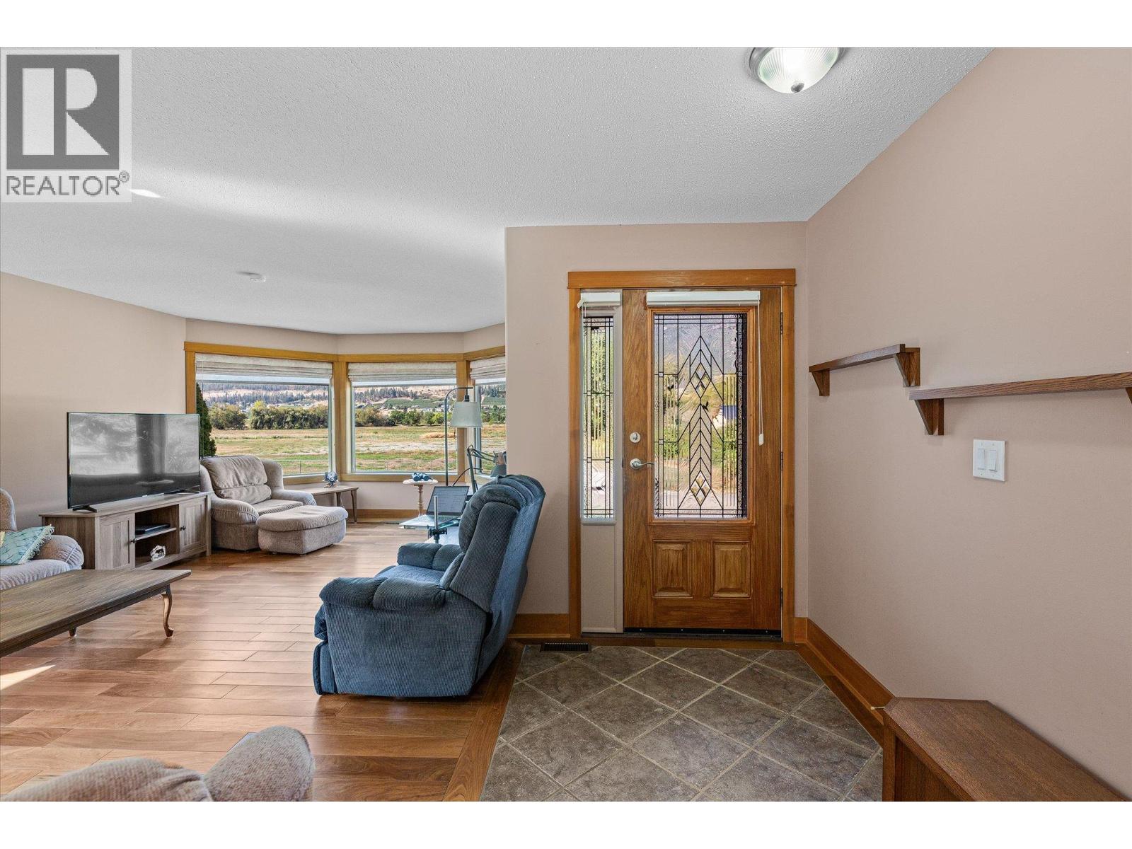 15651 Trask Road, Lake Country, British Columbia  V4V 2H9 - Photo 4 - 10362946