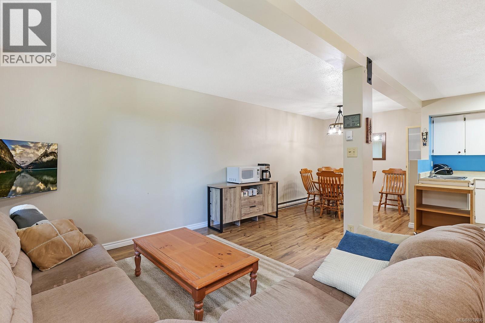 2 1084 Washington Way, Courtenay, British Columbia  V9J 1L0 - Photo 6 - 1013696