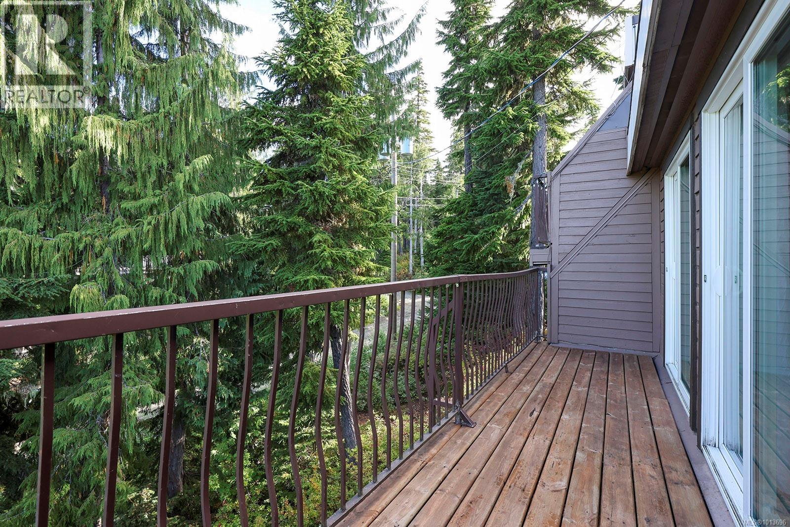 2 1084 Washington Way, Courtenay, British Columbia  V9J 1L0 - Photo 22 - 1013696