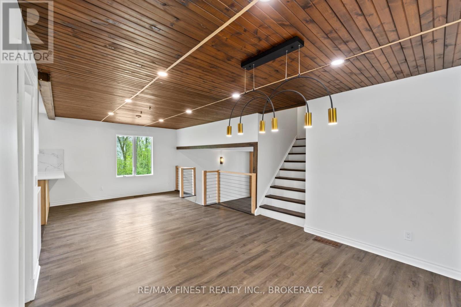 3327 Wilton Road, Frontenac, Ontario  K0H 1V0 - Photo 11 - X12407585
