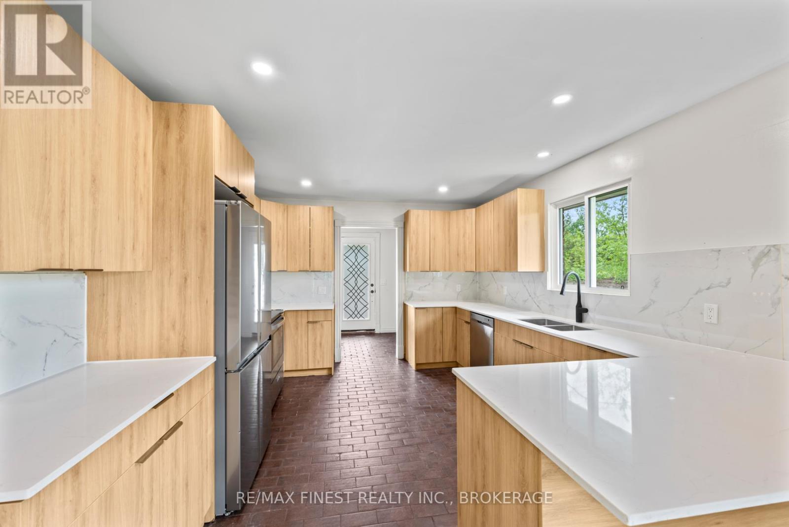 3327 Wilton Road, Frontenac, Ontario  K0H 1V0 - Photo 7 - X12407585