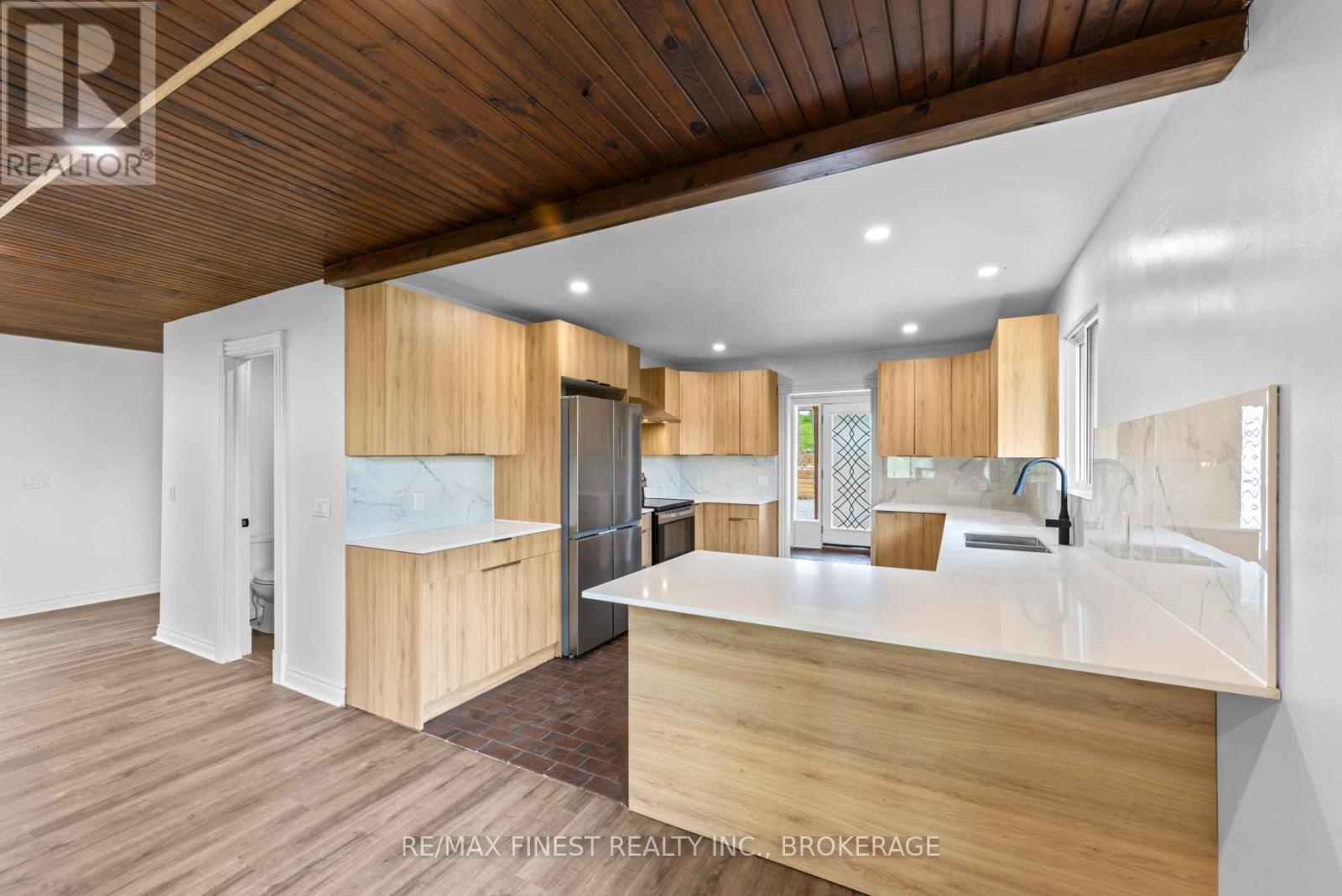 3327 Wilton Road, Frontenac, Ontario  K0H 1V0 - Photo 8 - X12407585