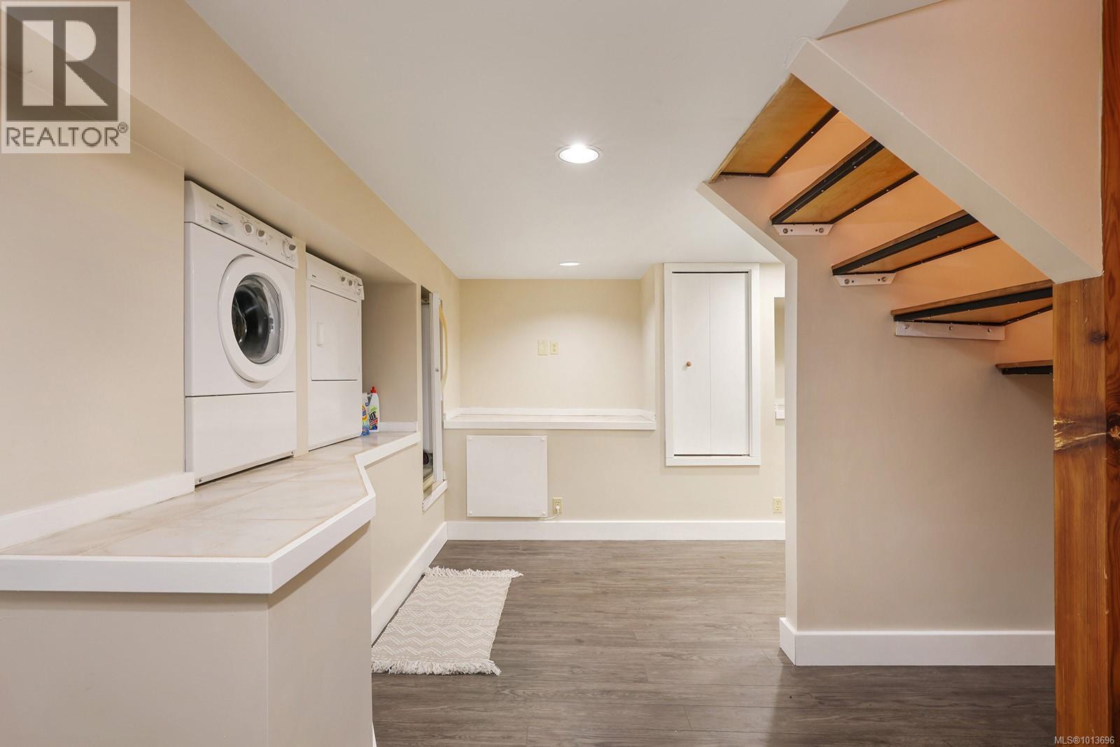 2 1084 Washington Way, Courtenay, British Columbia  V9J 1L0 - Photo 24 - 1013696