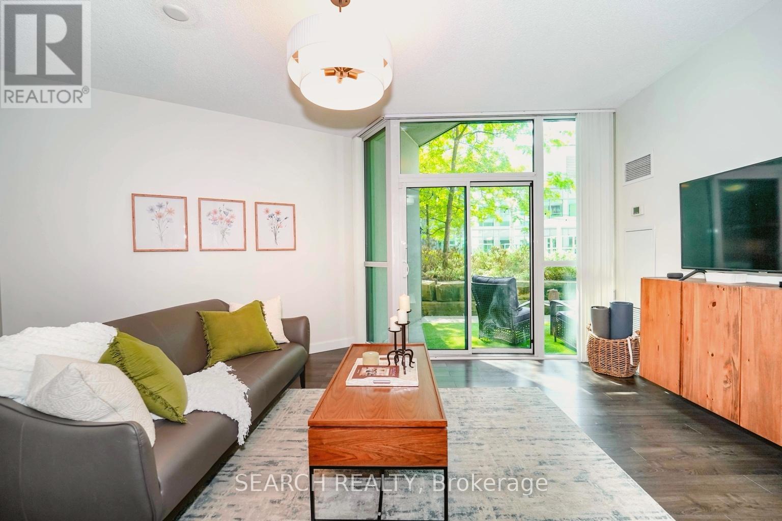 201 - 19 Grand Trunk Crescent, Toronto, Ontario  M5J 3A3 - Photo 16 - C12407197