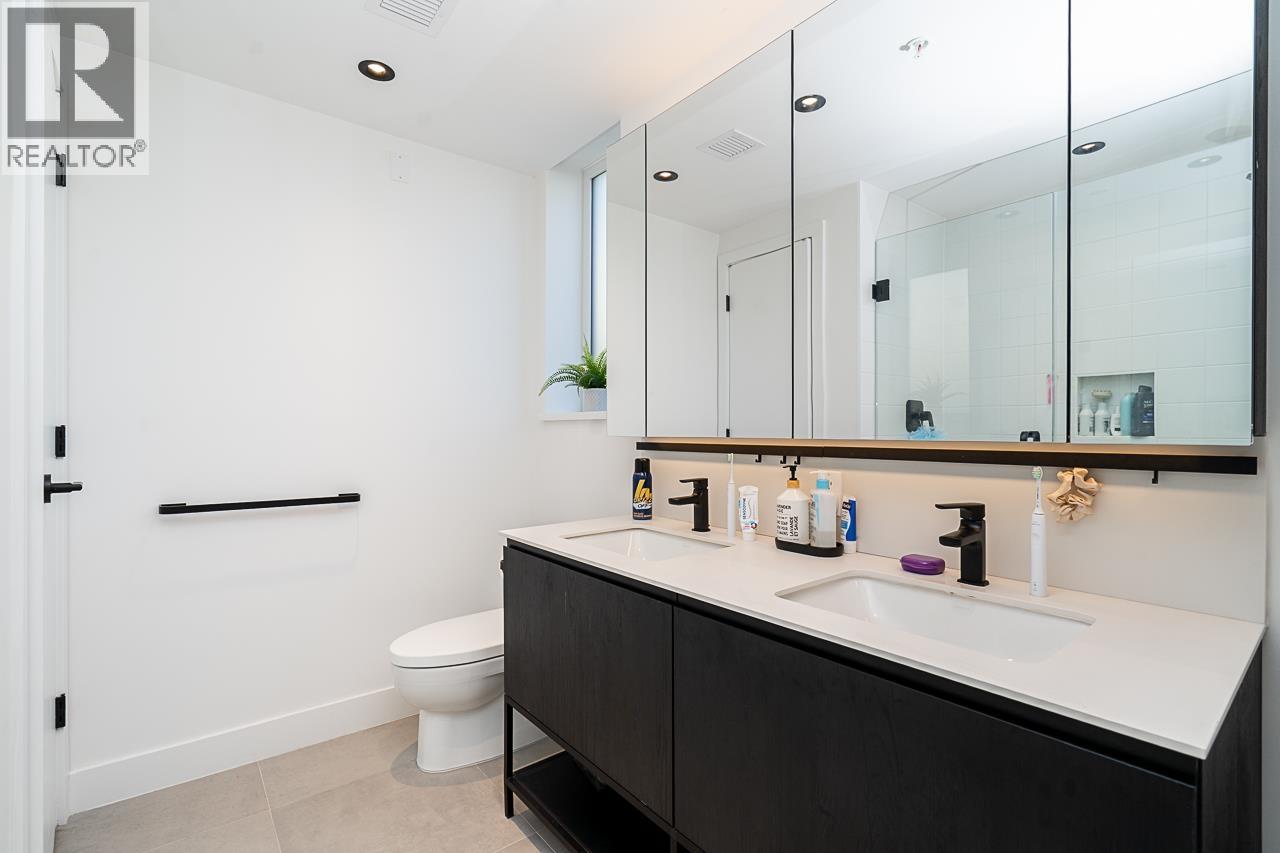 3932 Dumfries Street, Vancouver, British Columbia  V5N 5R3 - Photo 17 - R3032002