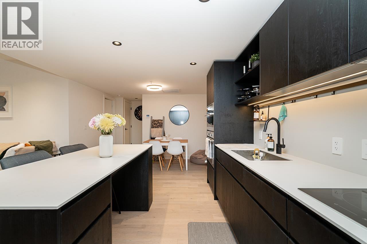 3932 Dumfries Street, Vancouver, British Columbia  V5N 5R3 - Photo 10 - R3032002