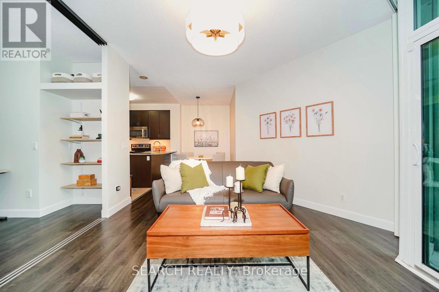 201 - 19 Grand Trunk Crescent, Toronto, Ontario  M5J 3A3 - Photo 20 - C12407197