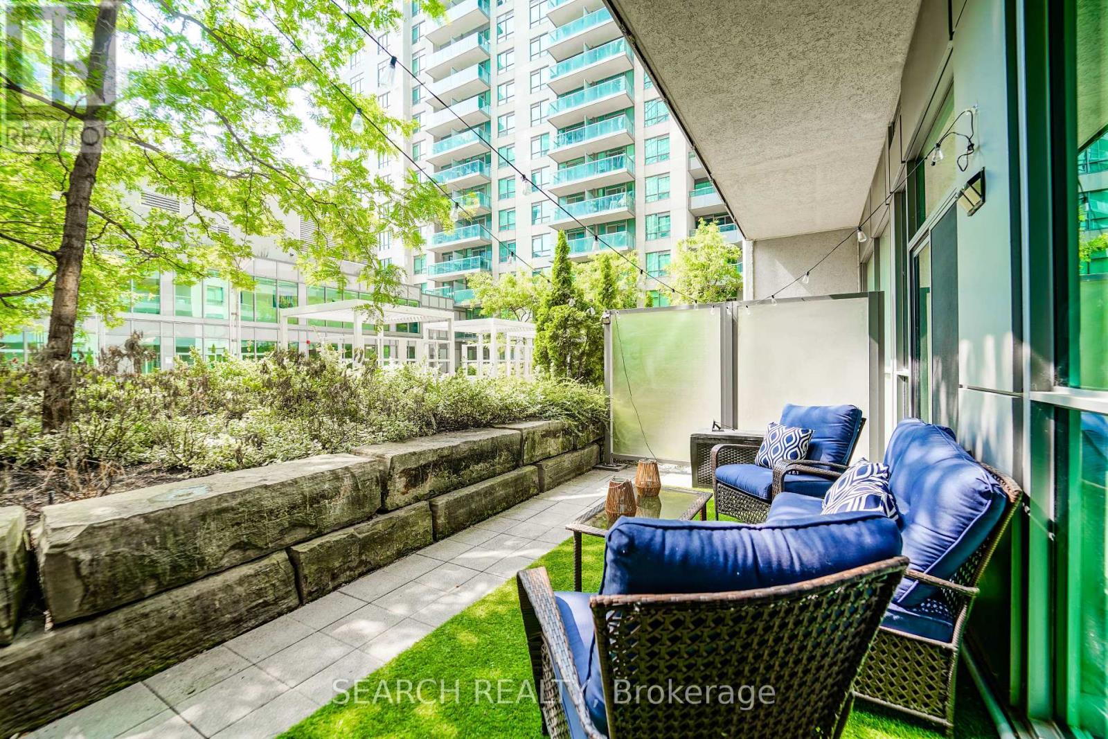 201 - 19 Grand Trunk Crescent, Toronto, Ontario  M5J 3A3 - Photo 25 - C12407197